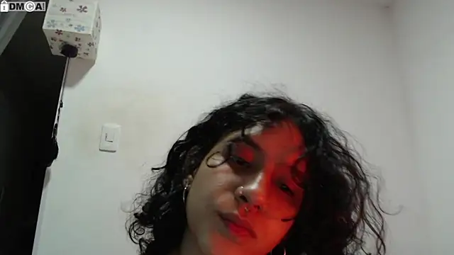 Czat XXX na żywo – AlinaWoolf_