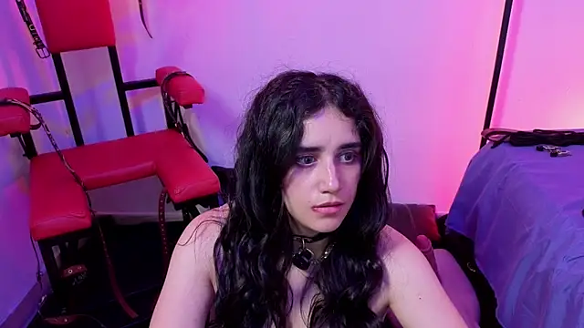 elowen_halley1's Webcam Show