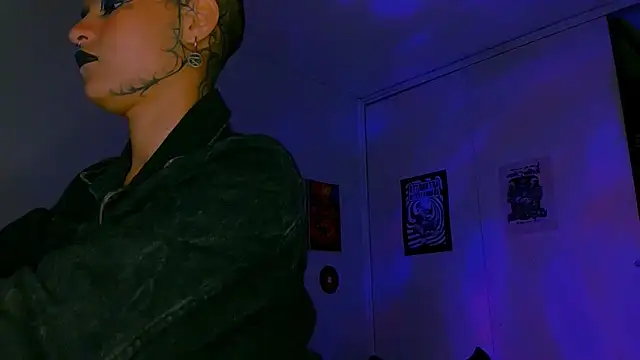 alex_one888 即時 XXX 聊天