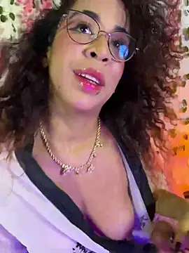 Woo_isDaphne Adlı Modelin Canlı XXX Sohbeti