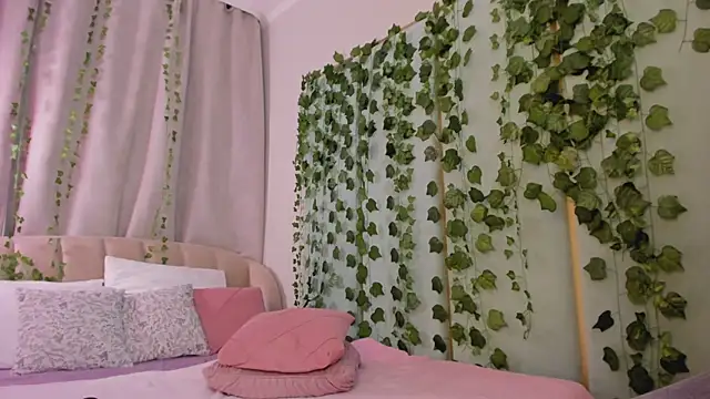 Czat XXX na żywo – Love_is_Lola