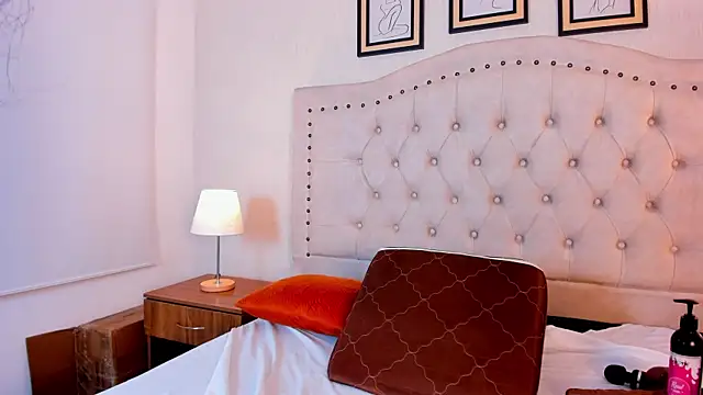 Chat XXX Live vivi_ruby