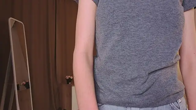 Chatroom XXX en direct de BettyBrowni