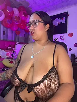 XXX chat uživo modela Teffy__xxx