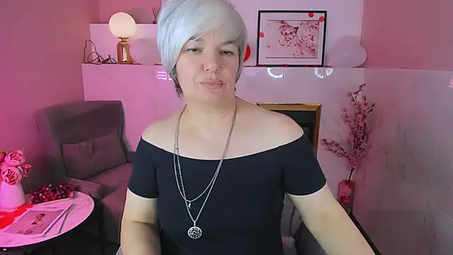 CarmenSoft Adlı Modelin Canlı XXX Sohbeti