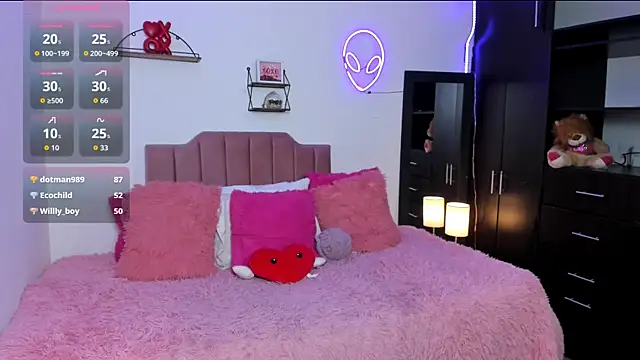 Nina_curvesn Live XXX chat