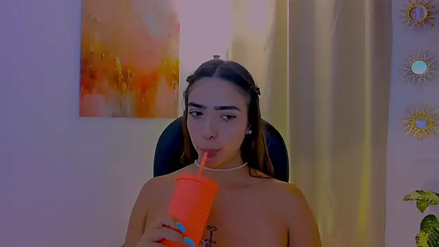 Chat +18 de MariamRivera_ ao vivo