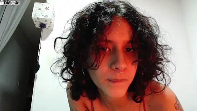 Chat XXX ao vivo de AlinaWoolf_