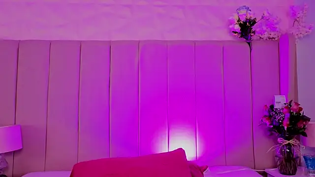 แชท XXX สดของ MollyBigBoobs12