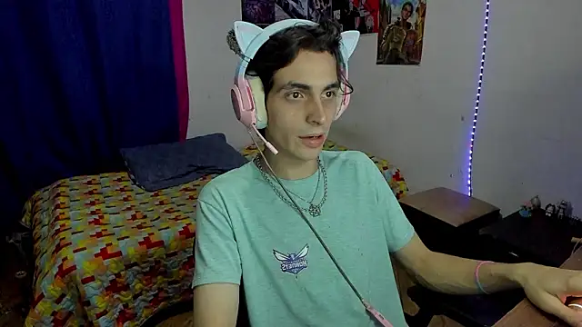 XXX chat uživo modela golden_ryyan