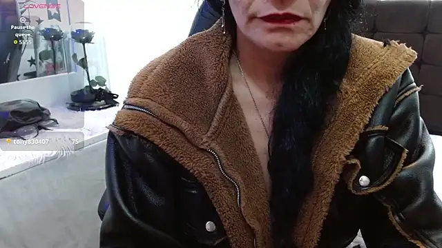 AlexandraJones_ Chat XXX in diretta