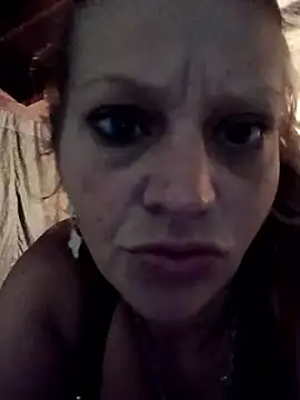 ForbiddenClover: вебкам-шоу