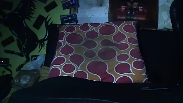 ILOVEhairywoman webcam show