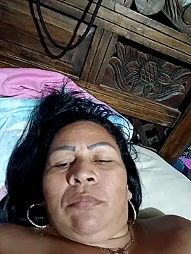 Dirty_Candy Adlı Modelin Canlı XXX Sohbeti