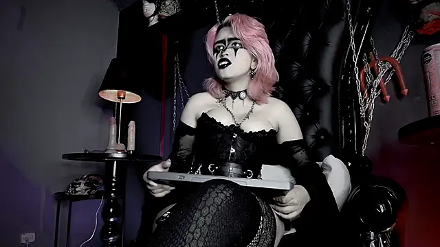 Navier__ Chat XXX in diretta