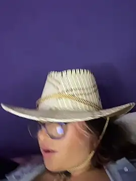 SOPHIIE_LUX_ Chat XXX in diretta