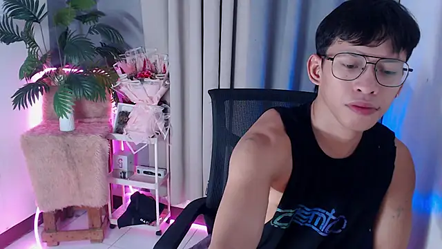 pinkcock_froi2305 Pertunjukan Webcam