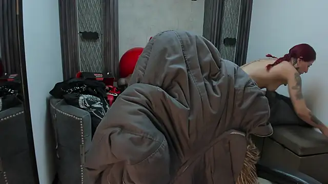 Chatroom XXX en direct de selene_red_