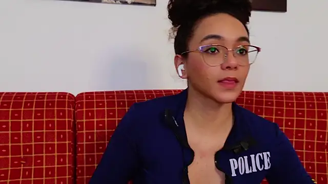 Taylor_Tina élő XXX-chatje