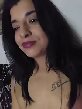 SEXYDOLCE élő XXX-chatje