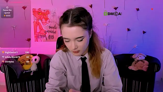 liana_kisses 即時 XXX 聊天