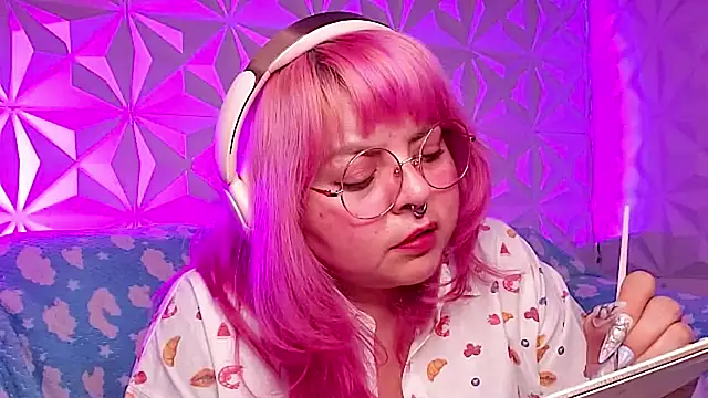 Chat XXX en directo de Satyn_doll