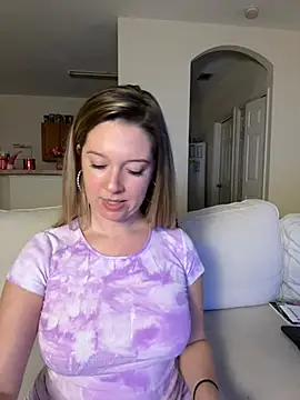 boomboomr00m Webcam Show