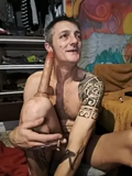 xelyber Chat XXX live