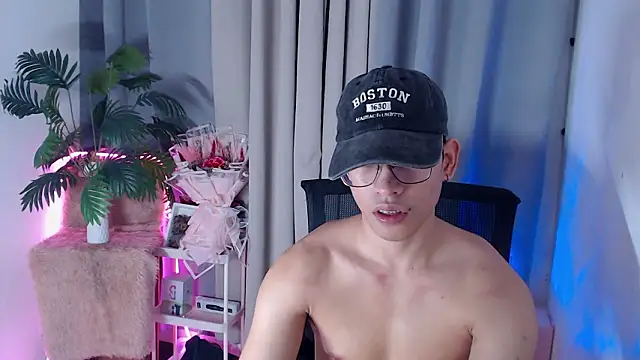 Živý XXX chat pinkcock_froi2305