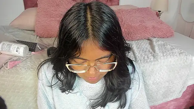 luna_velveth: απευθείας συνομιλία ΧΧΧ