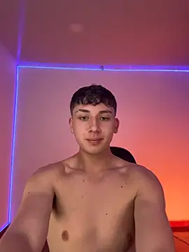 oliver_kyy 在線直播表演