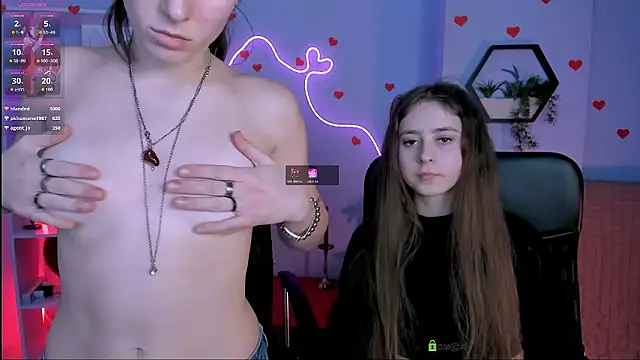 Chat +18 de rebecca_smile ao vivo