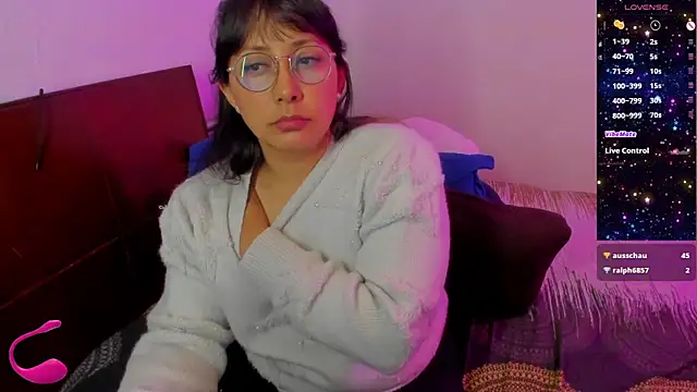 XXX chat uživo modela ella_harry