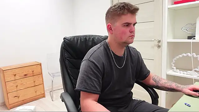 Czat XXX na żywo – Jackson_Teele