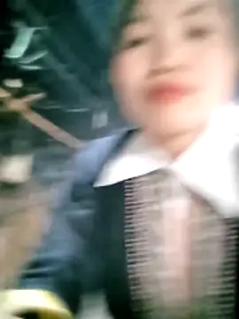 ngan-cute Chat XXX in diretta