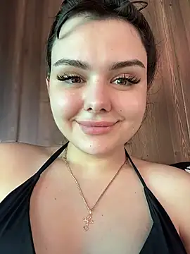 NikaMur élő XXX-chatje