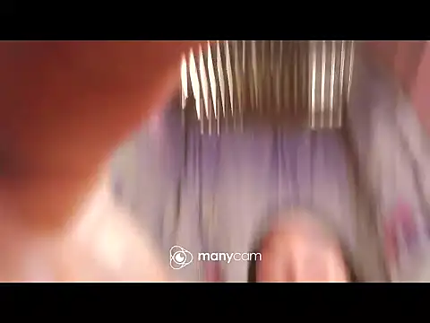 Hot_Samantha4u élő XXX-chatje