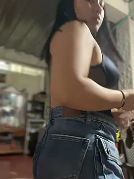 VickybonのライブXXXチャット