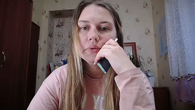 dream_alexan Webbikameraesitys