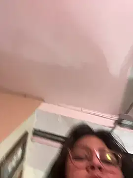 Chat XXX ao vivo de miacanela_xo