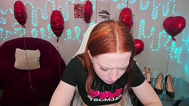 Chat +18 de Katrys ao vivo