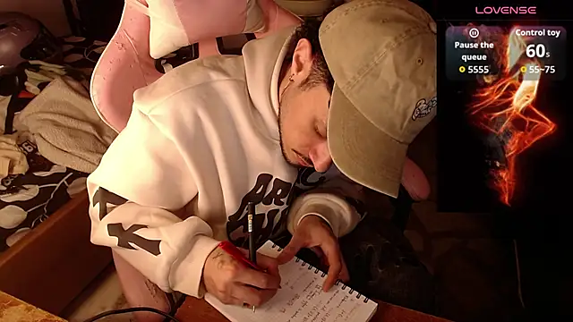 XXX chat uživo modela Apolo_S