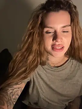 EmiliaCatalina Obrolan Langsung XXX