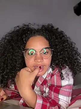 Lucy_wilson5 Live XXX-Chat