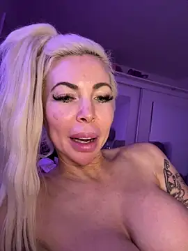 Živý XXX chat Jemma-J