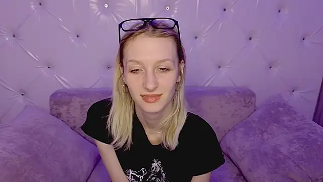 Akiro_Kim7: απευθείας συνομιλία ΧΧΧ