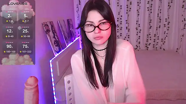 Stephanie_Bloom: онлайн-секс-чат