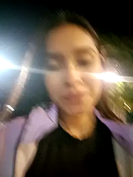 Zara_Quinn Adlı Modelin Web Kamerası Şovu