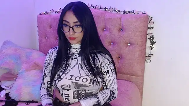 SeleneMore লাইভ XXX চ্যাট