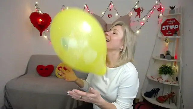 Онлайн чат XXX LaurenWishy